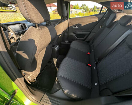 Зеленый Опель Mokka-e, объемом двигателя 0 л и пробегом 19 тыс. км за 16799 $, фото 37 на Automoto.ua