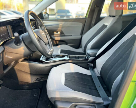 Зелений Опель Mokka-e, об'ємом двигуна 0 л та пробігом 17 тис. км за 19000 $, фото 9 на Automoto.ua