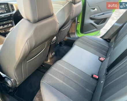 Зелений Опель Mokka-e, об'ємом двигуна 0 л та пробігом 17 тис. км за 19000 $, фото 18 на Automoto.ua