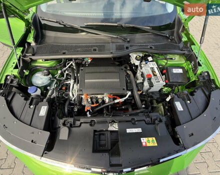 Зеленый Опель Mokka-e, объемом двигателя 0 л и пробегом 18 тыс. км за 16900 $, фото 6 на Automoto.ua