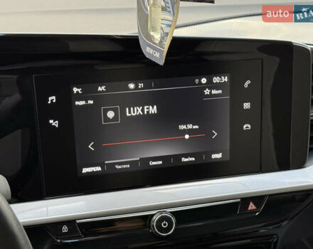 Зеленый Опель Mokka-e, объемом двигателя 0 л и пробегом 18 тыс. км за 16900 $, фото 18 на Automoto.ua