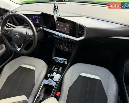 Зеленый Опель Mokka-e, объемом двигателя 0 л и пробегом 18 тыс. км за 16900 $, фото 19 на Automoto.ua