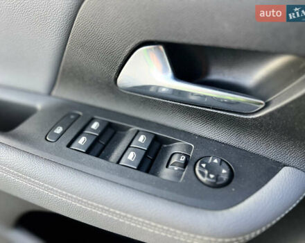 Зелений Опель Mokka-e, об'ємом двигуна 0 л та пробігом 17 тис. км за 19000 $, фото 13 на Automoto.ua