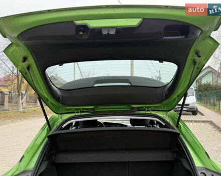 Зелений Опель Mokka-e, об'ємом двигуна 0 л та пробігом 60 тис. км за 16799 $, фото 24 на Automoto.ua