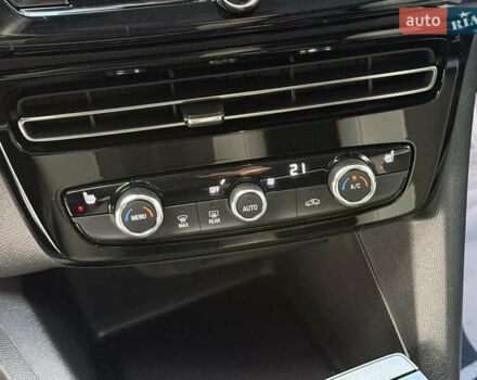 Зеленый Опель Mokka-e, объемом двигателя 0 л и пробегом 18 тыс. км за 16900 $, фото 17 на Automoto.ua