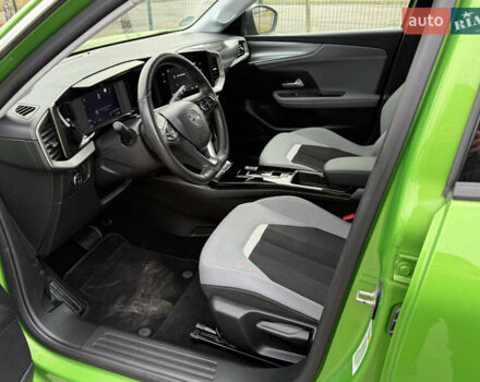 Зелений Опель Mokka-e, об'ємом двигуна 0 л та пробігом 60 тис. км за 16799 $, фото 61 на Automoto.ua