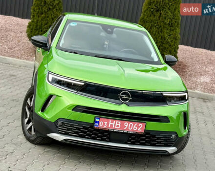 Зеленый Опель Mokka-e, объемом двигателя 0 л и пробегом 18 тыс. км за 16900 $, фото 2 на Automoto.ua