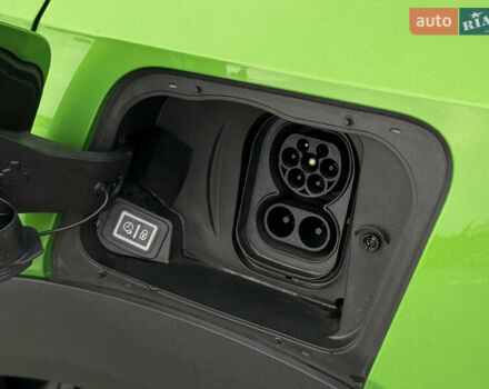 Зеленый Опель Mokka-e, объемом двигателя 0 л и пробегом 18 тыс. км за 16900 $, фото 30 на Automoto.ua