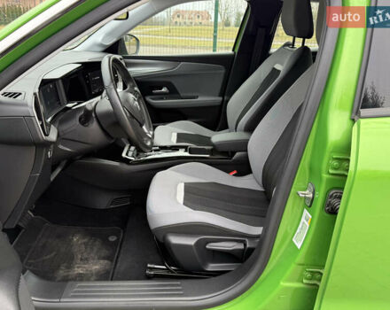 Зелений Опель Mokka-e, об'ємом двигуна 0 л та пробігом 60 тис. км за 16799 $, фото 38 на Automoto.ua