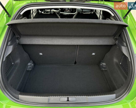 Зеленый Опель Mokka-e, объемом двигателя 0 л и пробегом 18 тыс. км за 16900 $, фото 62 на Automoto.ua