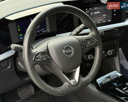 Зеленый Опель Mokka-e, объемом двигателя 0 л и пробегом 18 тыс. км за 16900 $, фото 58 на Automoto.ua