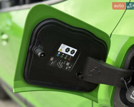 Зеленый Опель Mokka-e, объемом двигателя 0 л и пробегом 18 тыс. км за 16900 $, фото 31 на Automoto.ua