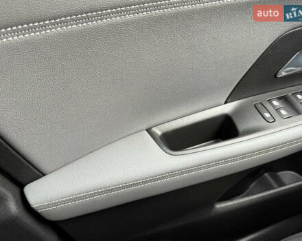 Зелений Опель Mokka-e, об'ємом двигуна 0 л та пробігом 60 тис. км за 16799 $, фото 78 на Automoto.ua