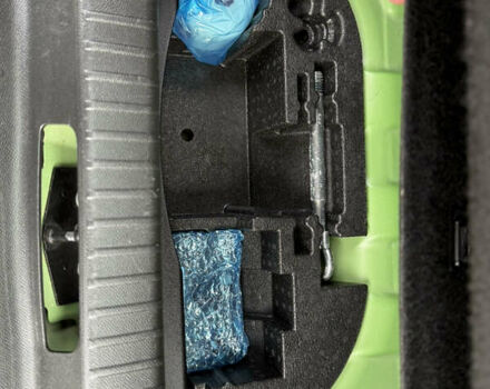 Зелений Опель Mokka-e, об'ємом двигуна 0 л та пробігом 60 тис. км за 16799 $, фото 85 на Automoto.ua