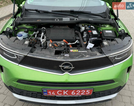 Зелений Опель Mokka-e, об'ємом двигуна 0 л та пробігом 60 тис. км за 16799 $, фото 37 на Automoto.ua