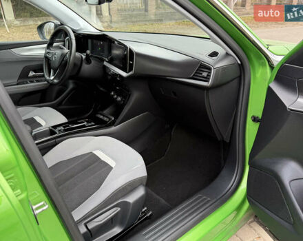 Зелений Опель Mokka-e, об'ємом двигуна 0 л та пробігом 60 тис. км за 16799 $, фото 44 на Automoto.ua