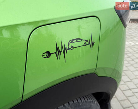 Зелений Опель Mokka-e, об'ємом двигуна 0 л та пробігом 60 тис. км за 16799 $, фото 27 на Automoto.ua