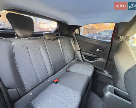 Опель Mokka 2022 у Києві на Automoto.ua Червоний Опель Mokka, об'ємом двигуна 0 л та пробігом 40 тис. км за 18000 $, фото 33 на Automoto.ua