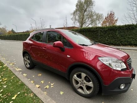 Опель Mokka 2013 в Киеве на Automoto.ua Красный Опель Mokka, объемом двигателя 1.4 л и пробегом 42 тыс. км за 10500 $, фото 1 на Automoto.ua