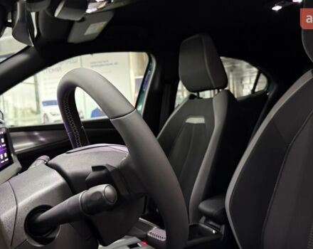 Опель Mokka 2025 года купить новое авто Опель Mokka 2025 года от официального дилера Автоцентр AUTO.RIA Опель фото