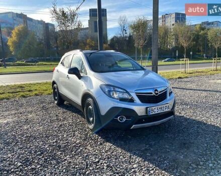 Серый Опель Mokka, объемом двигателя 1.36 л и пробегом 70 тыс. км за 13800 $, фото 5 на Automoto.ua