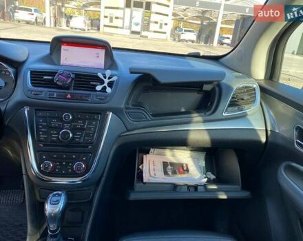 Серый Опель Mokka, объемом двигателя 1.36 л и пробегом 70 тыс. км за 13800 $, фото 15 на Automoto.ua