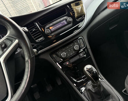 Опель Mokka 2017 в Киеве на Automoto.ua Серый Опель Mokka, объемом двигателя 1.6 л и пробегом 179 тыс. км за 13200 $, фото 21 на Automoto.ua