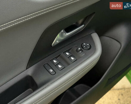 Зелений Опель Mokka, об'ємом двигуна 1.2 л та пробігом 82 тис. км за 18700 $, фото 9 на Automoto.ua