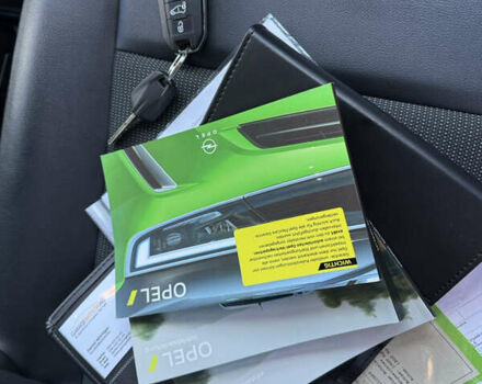 Белый Опель Vivaro-e, объемом двигателя 0 л и пробегом 50 тыс. км за 20878 $, фото 48 на Automoto.ua