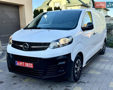 Белый Опель Vivaro-e, объемом двигателя 0 л и пробегом 50 тыс. км за 20878 $, фото 4 на Automoto.ua