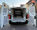Белый Опель Vivaro-e, объемом двигателя 0 л и пробегом 50 тыс. км за 20878 $, фото 30 на Automoto.ua