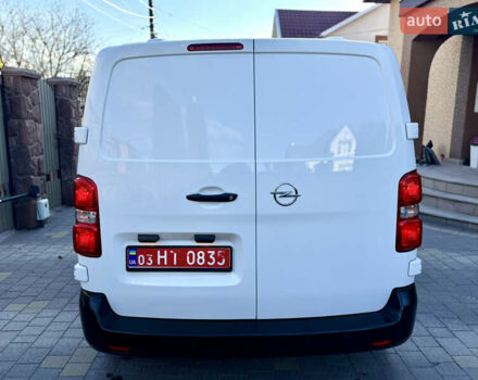 Белый Опель Vivaro-e, объемом двигателя 0 л и пробегом 50 тыс. км за 20878 $, фото 6 на Automoto.ua