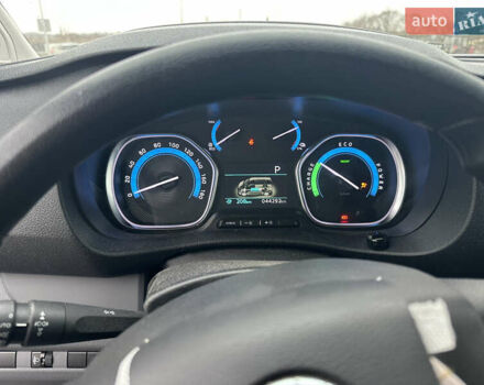 Белый Опель Vivaro-e, объемом двигателя 0 л и пробегом 44 тыс. км за 14500 $, фото 11 на Automoto.ua