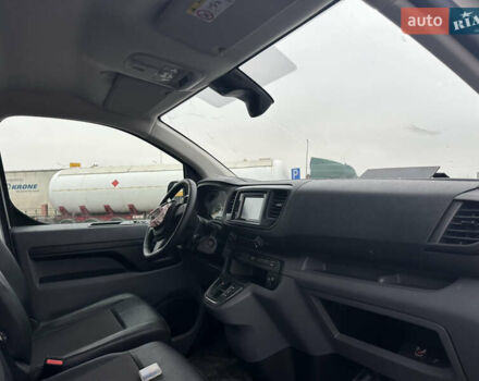 Белый Опель Vivaro-e, объемом двигателя 0 л и пробегом 44 тыс. км за 14500 $, фото 3 на Automoto.ua