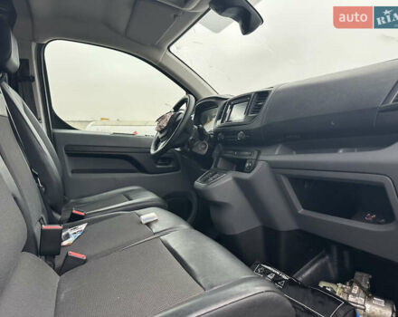 Белый Опель Vivaro-e, объемом двигателя 0 л и пробегом 44 тыс. км за 14500 $, фото 4 на Automoto.ua