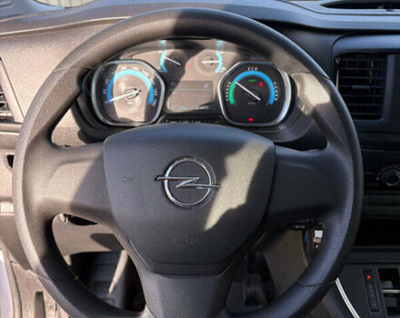 Белый Опель Vivaro-e, объемом двигателя 0 л и пробегом 31 тыс. км за 25900 $, фото 27 на Automoto.ua