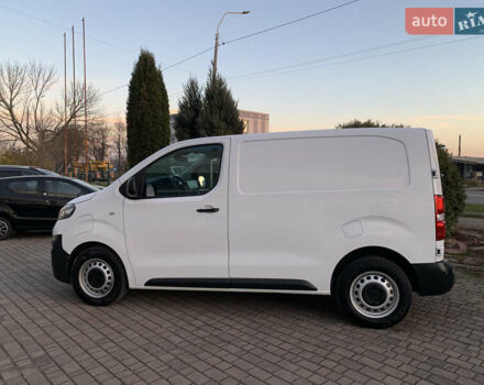 Белый Опель Vivaro-e, объемом двигателя 0 л и пробегом 27 тыс. км за 18700 $, фото 17 на Automoto.ua