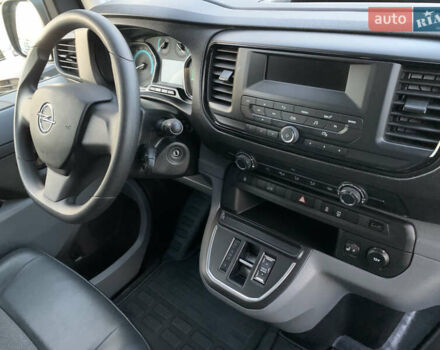 Белый Опель Vivaro-e, объемом двигателя 0 л и пробегом 27 тыс. км за 18700 $, фото 35 на Automoto.ua