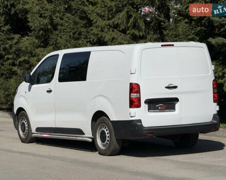 Белый Опель Vivaro-e, объемом двигателя 0 л и пробегом 17 тыс. км за 23900 $, фото 12 на Automoto.ua