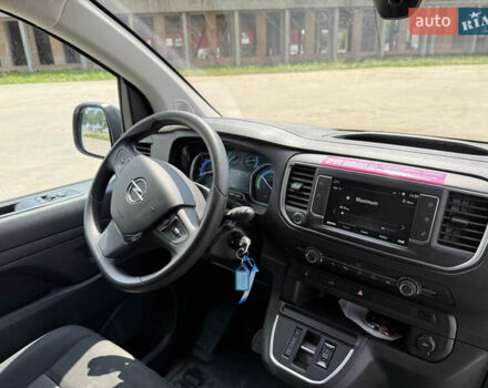 Білий Опель Vivaro-e, об'ємом двигуна 0 л та пробігом 17 тис. км за 22700 $, фото 10 на Automoto.ua