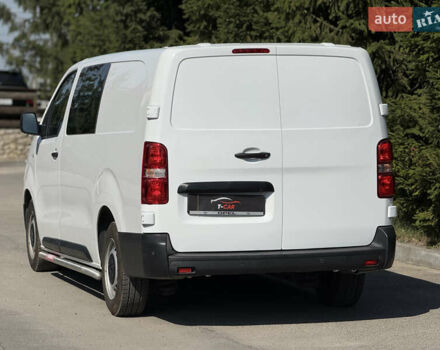 Белый Опель Vivaro-e, объемом двигателя 0 л и пробегом 17 тыс. км за 23900 $, фото 14 на Automoto.ua