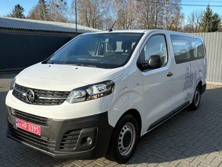 Белый Опель Vivaro-e, объемом двигателя 0 л и пробегом 31 тыс. км за 25900 $, фото 1 на Automoto.ua