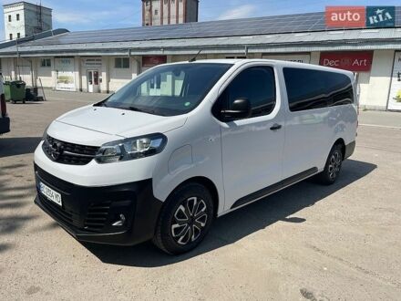 Белый Опель Vivaro-e, объемом двигателя 0 л и пробегом 36 тыс. км за 24500 $, фото 1 на Automoto.ua
