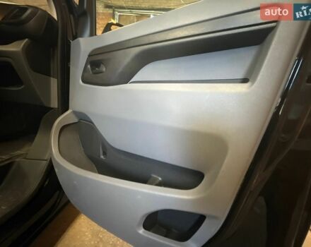 Черный Опель Vivaro-e, объемом двигателя 0 л и пробегом 91 тыс. км за 28777 $, фото 53 на Automoto.ua