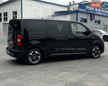 Черный Опель Vivaro-e, объемом двигателя 0 л и пробегом 32 тыс. км за 31500 $, фото 3 на Automoto.ua