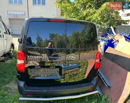 Черный Опель Vivaro-e, объемом двигателя 0 л и пробегом 60 тыс. км за 11782 $, фото 2 на Automoto.ua