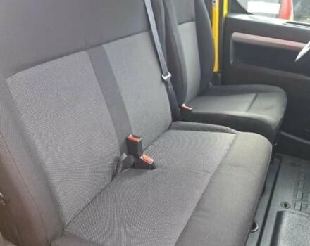 Жовтий Опель Vivaro-e, об'ємом двигуна 0 л та пробігом 71 тис. км за 13400 $, фото 12 на Automoto.ua