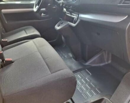 Жовтий Опель Vivaro-e, об'ємом двигуна 0 л та пробігом 71 тис. км за 13400 $, фото 11 на Automoto.ua