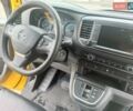 Желтый Опель Vivaro-e, объемом двигателя 0 л и пробегом 104 тыс. км за 15800 $, фото 52 на Automoto.ua