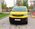 Желтый Опель Vivaro-e, объемом двигателя 0 л и пробегом 104 тыс. км за 15800 $, фото 7 на Automoto.ua
